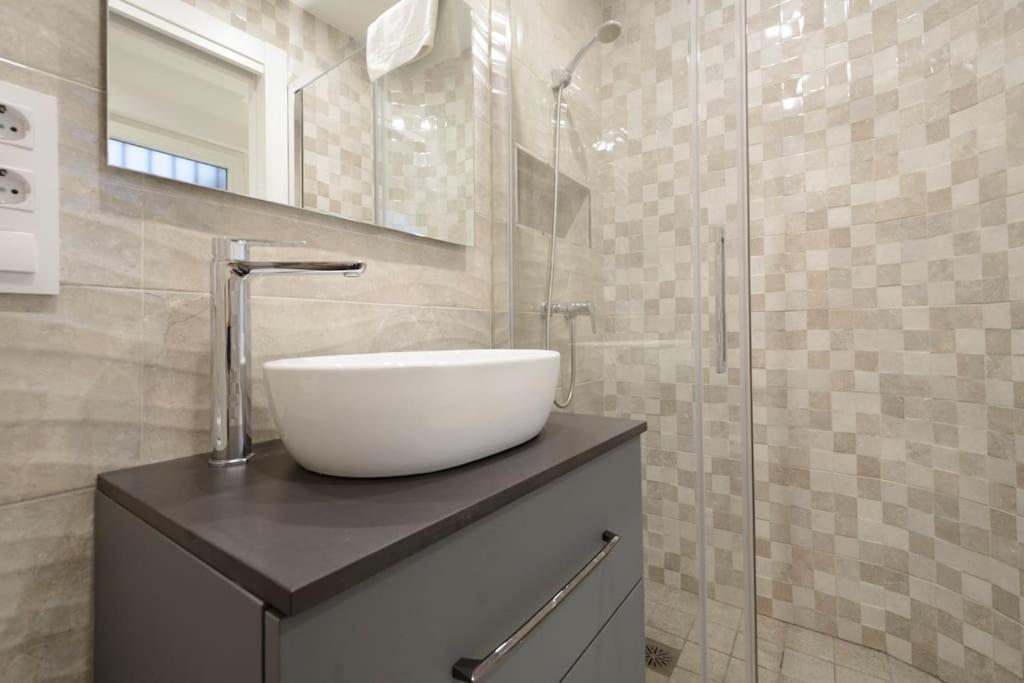 Apartamento Ayres Γρανάδα Εξωτερικό φωτογραφία